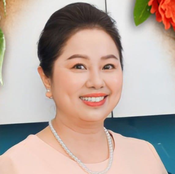 Chị Hoàng Mai Lan